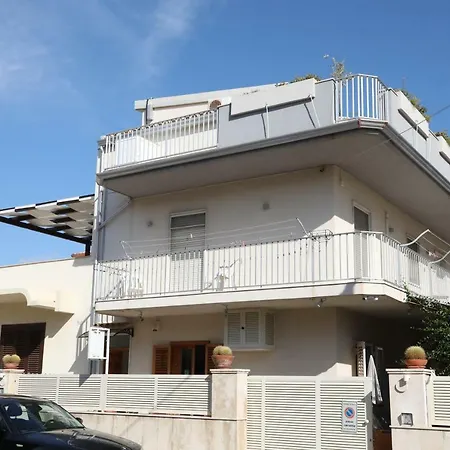 Bebmicenci Donnalucata (Sicily)